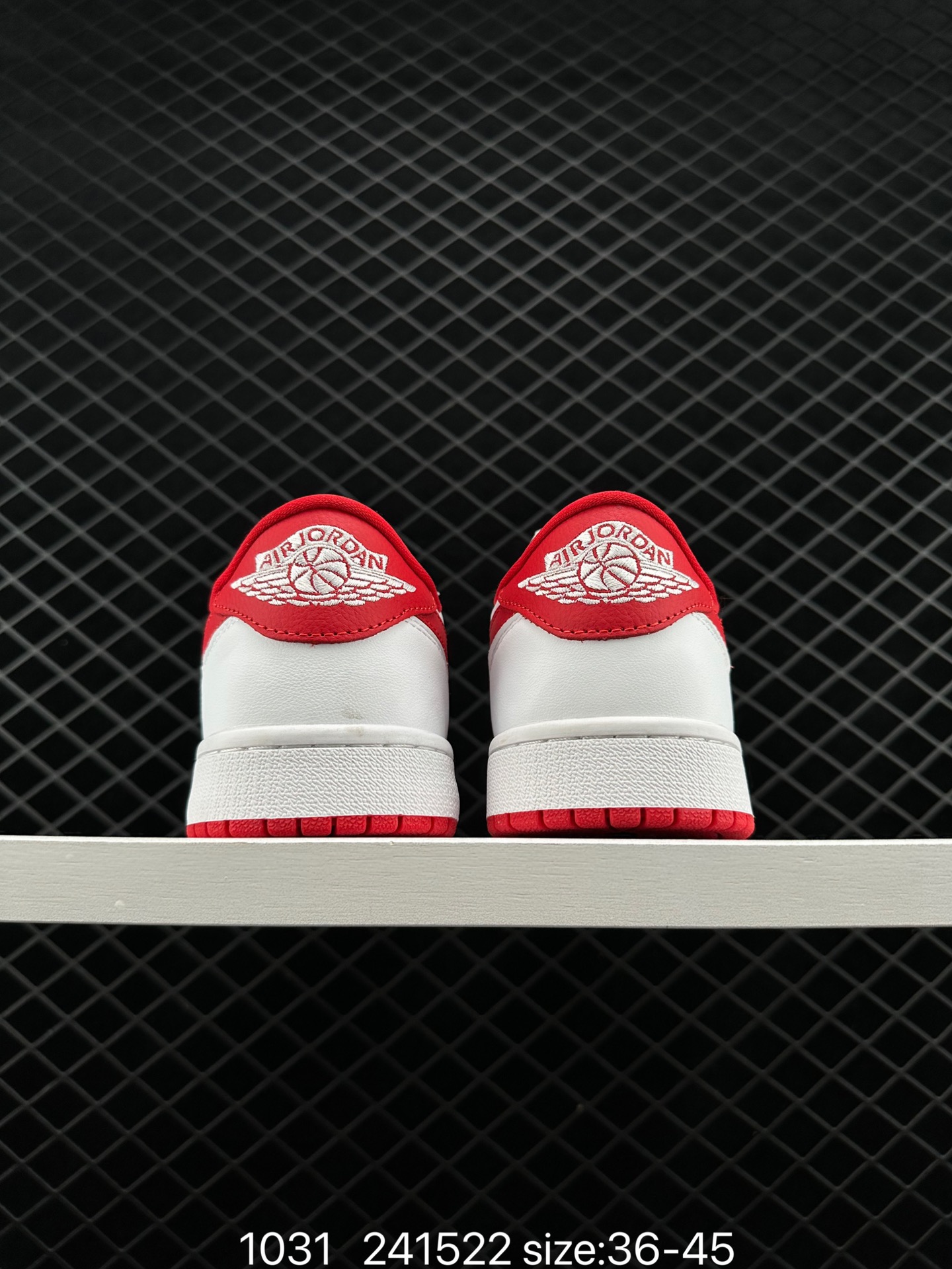 NK Air Jordan 1 Retro High OG ”Hyper Royal“